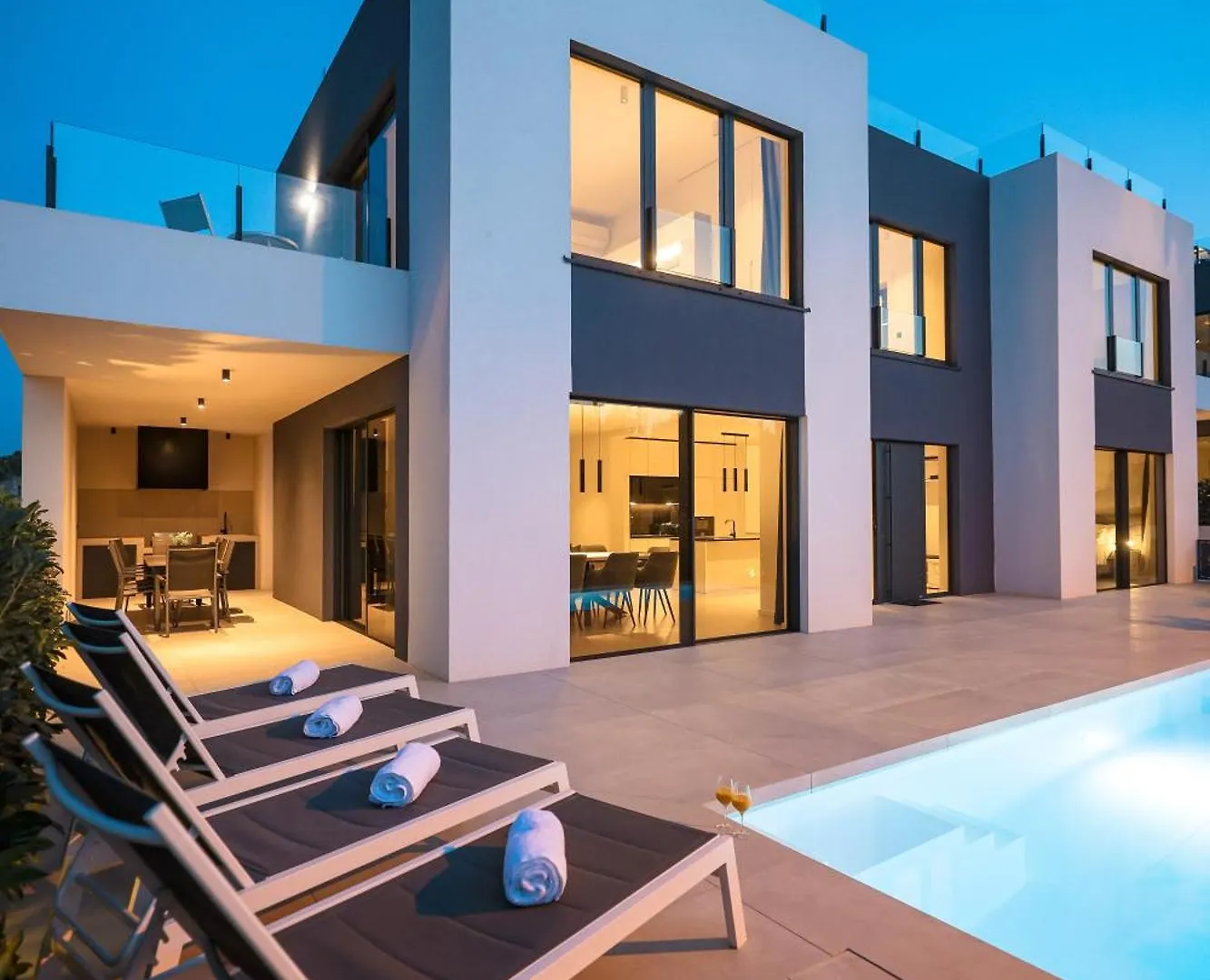 Villa Magic Sky II Kraj